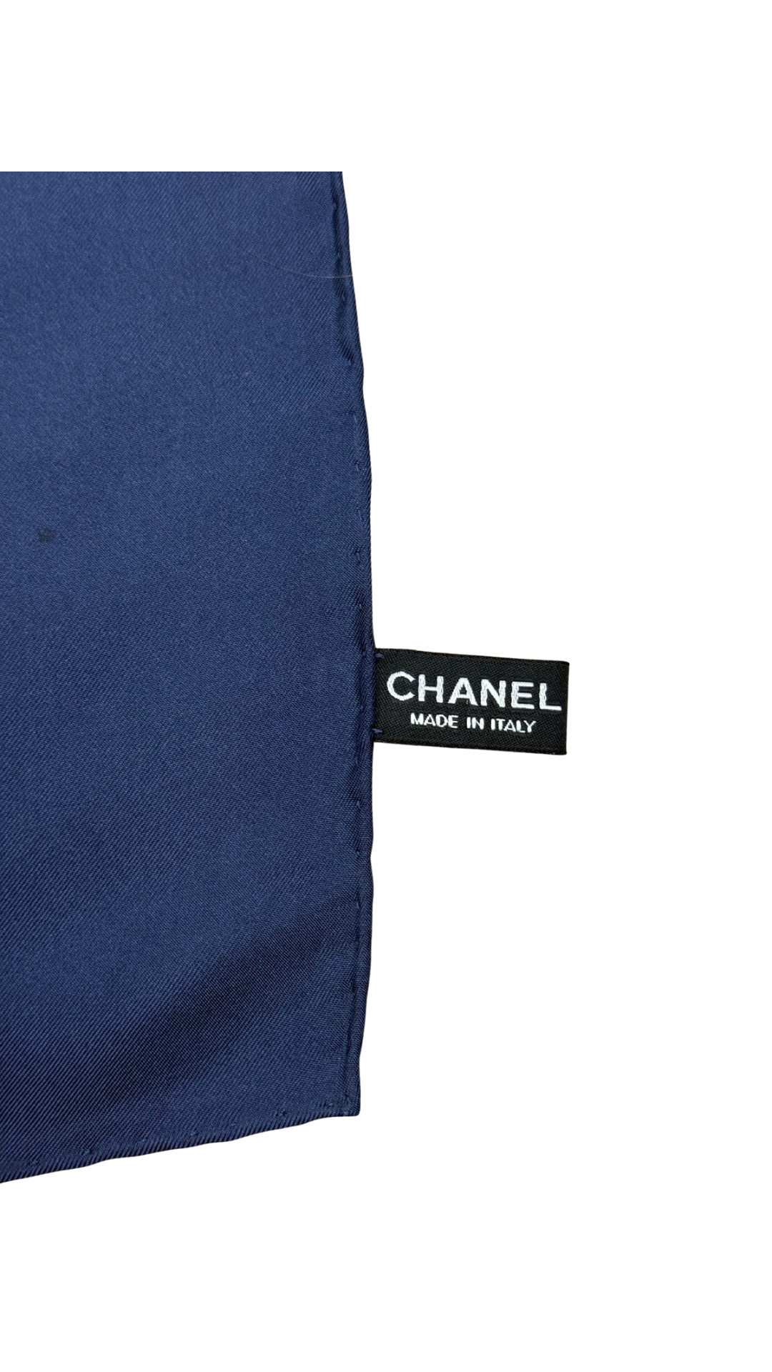 Chanel silk scarf LUXVINTAGE-LISBON