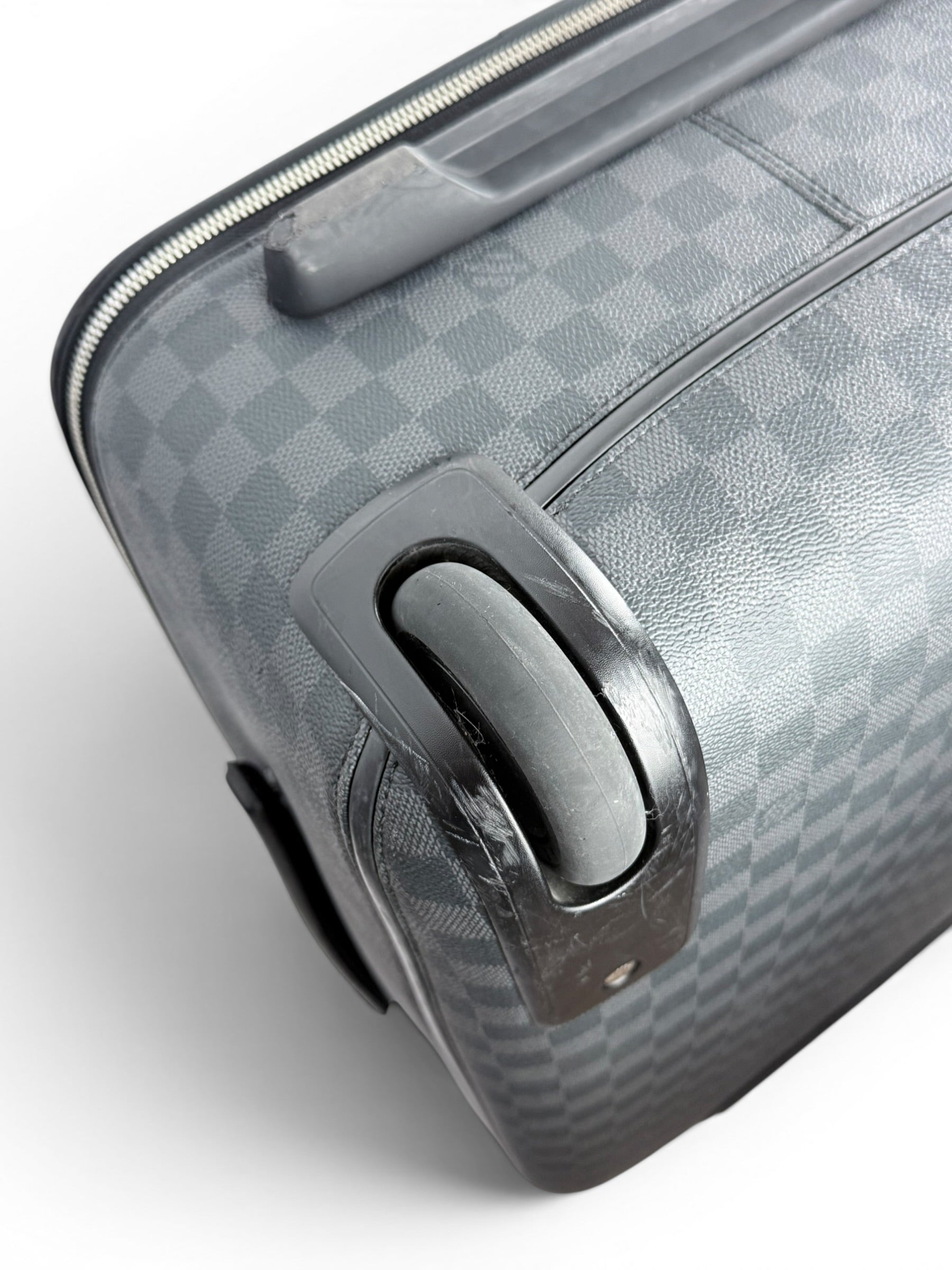 Louis Vuitton Pégase 50 – Damier Graphite Suitcase