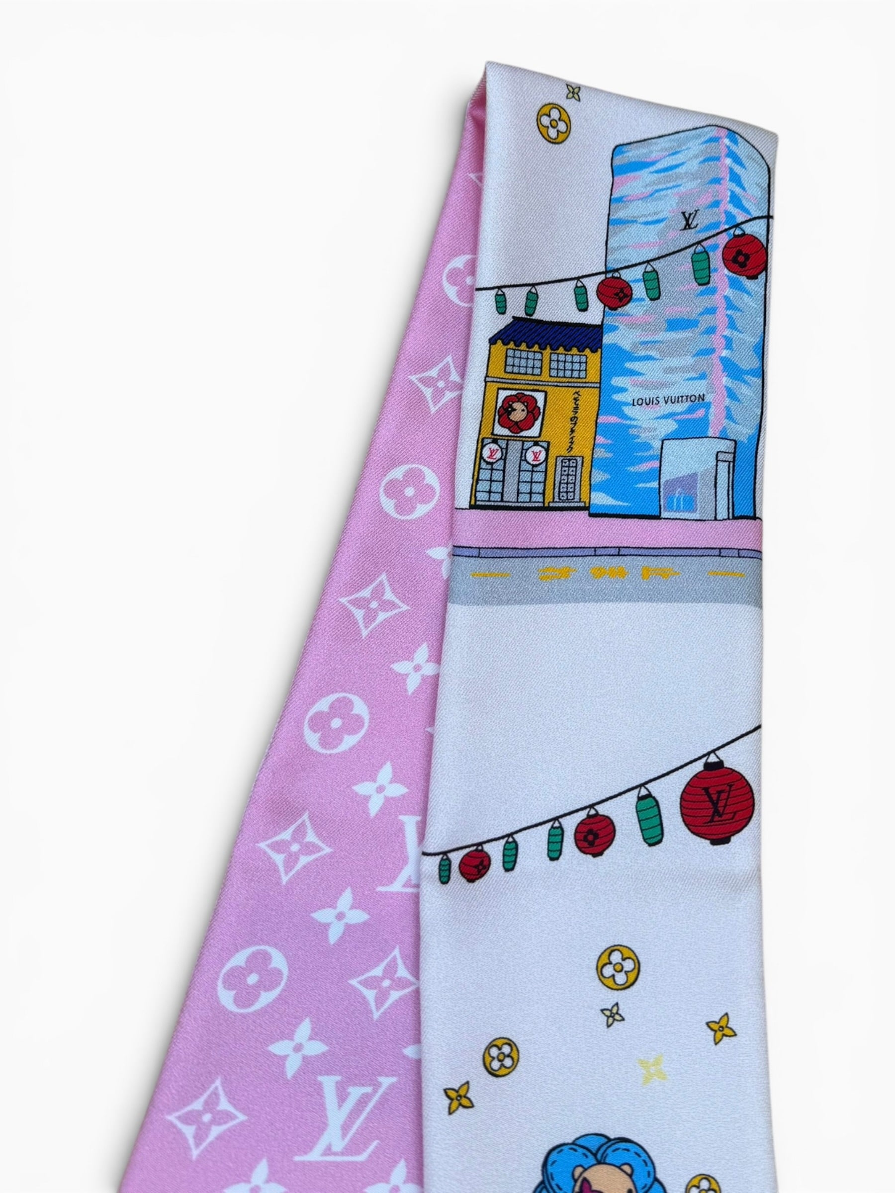 Louis Vuitton Silk Twill - Vivienne in Tokyo (Limited Edition)