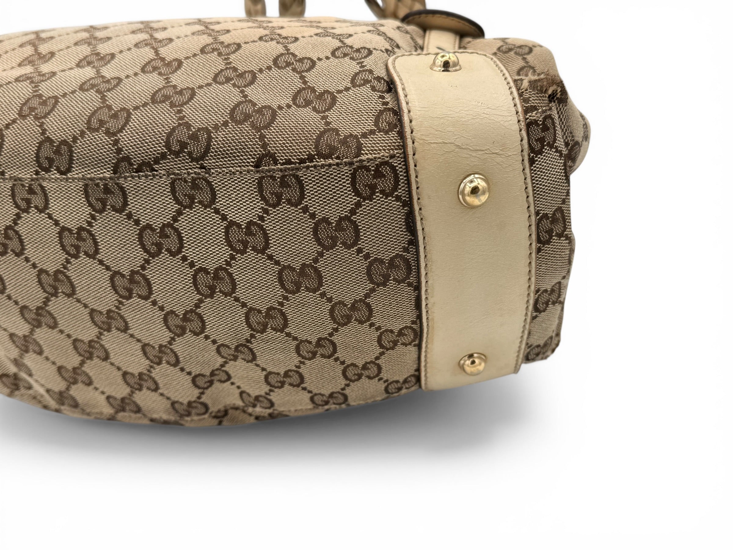 Gucci Pelham Shoulder Bag – GG Canvas