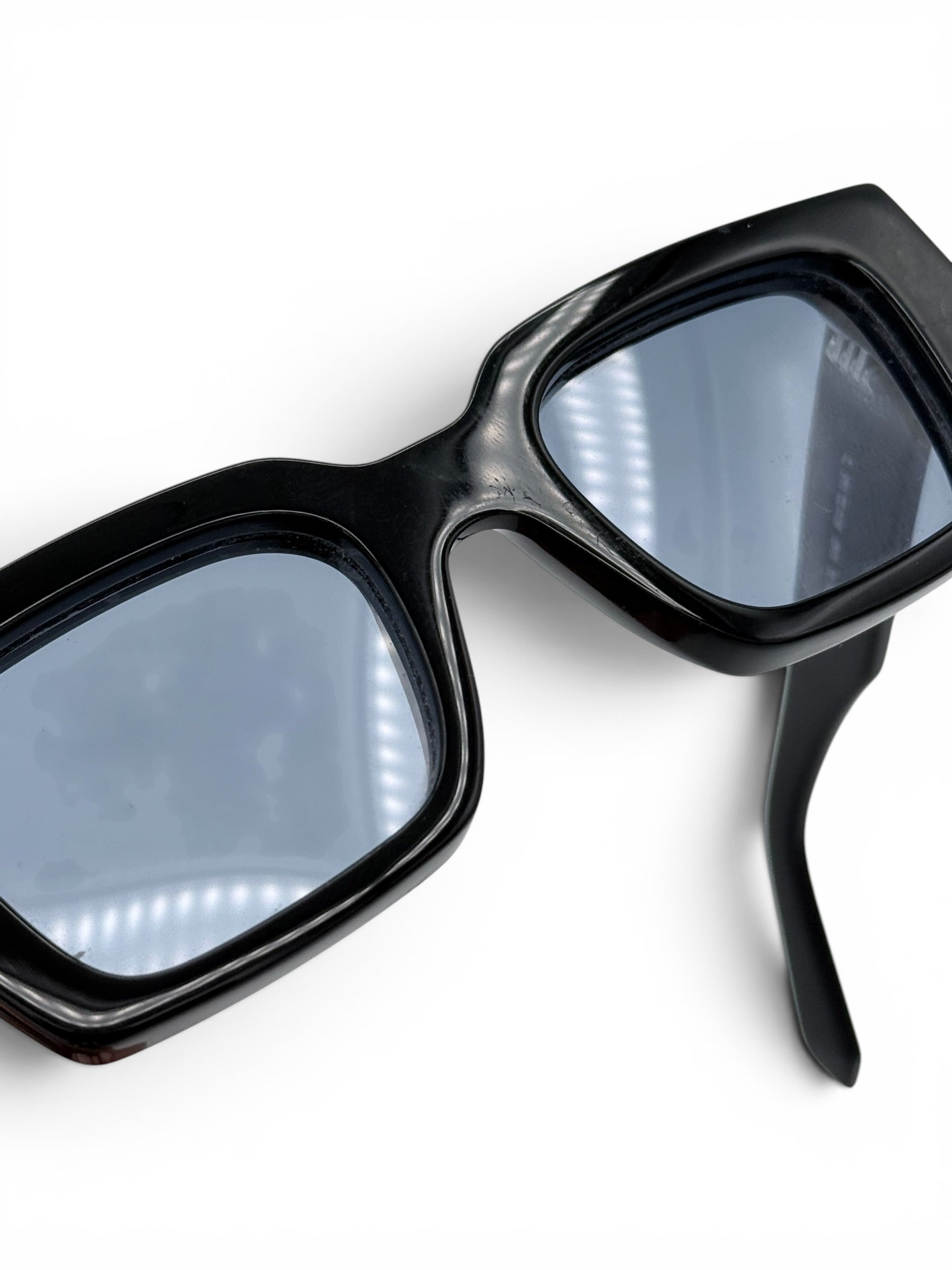 OFF-White sunglasses