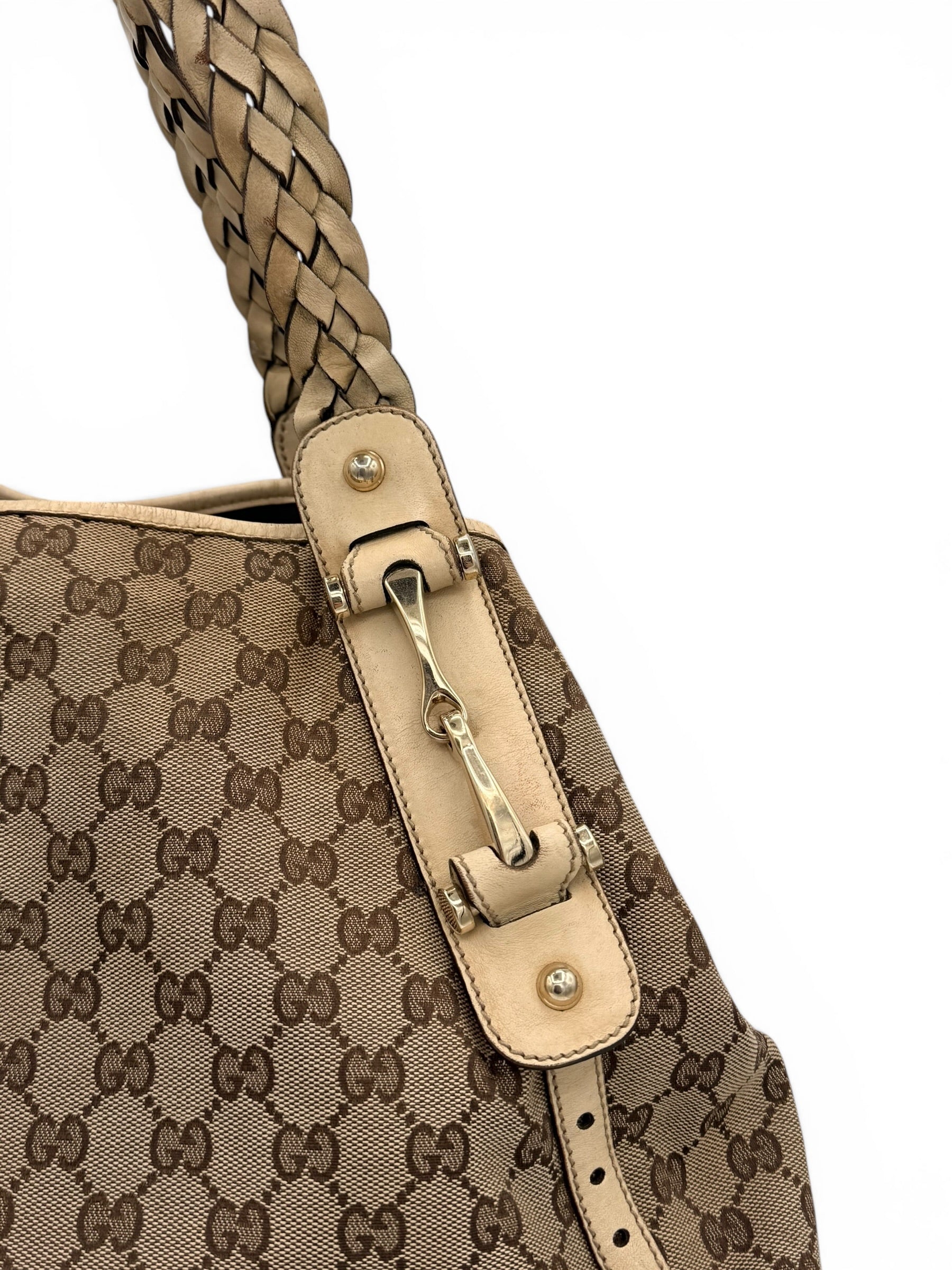 Gucci Pelham Shoulder Bag – GG Canvas
