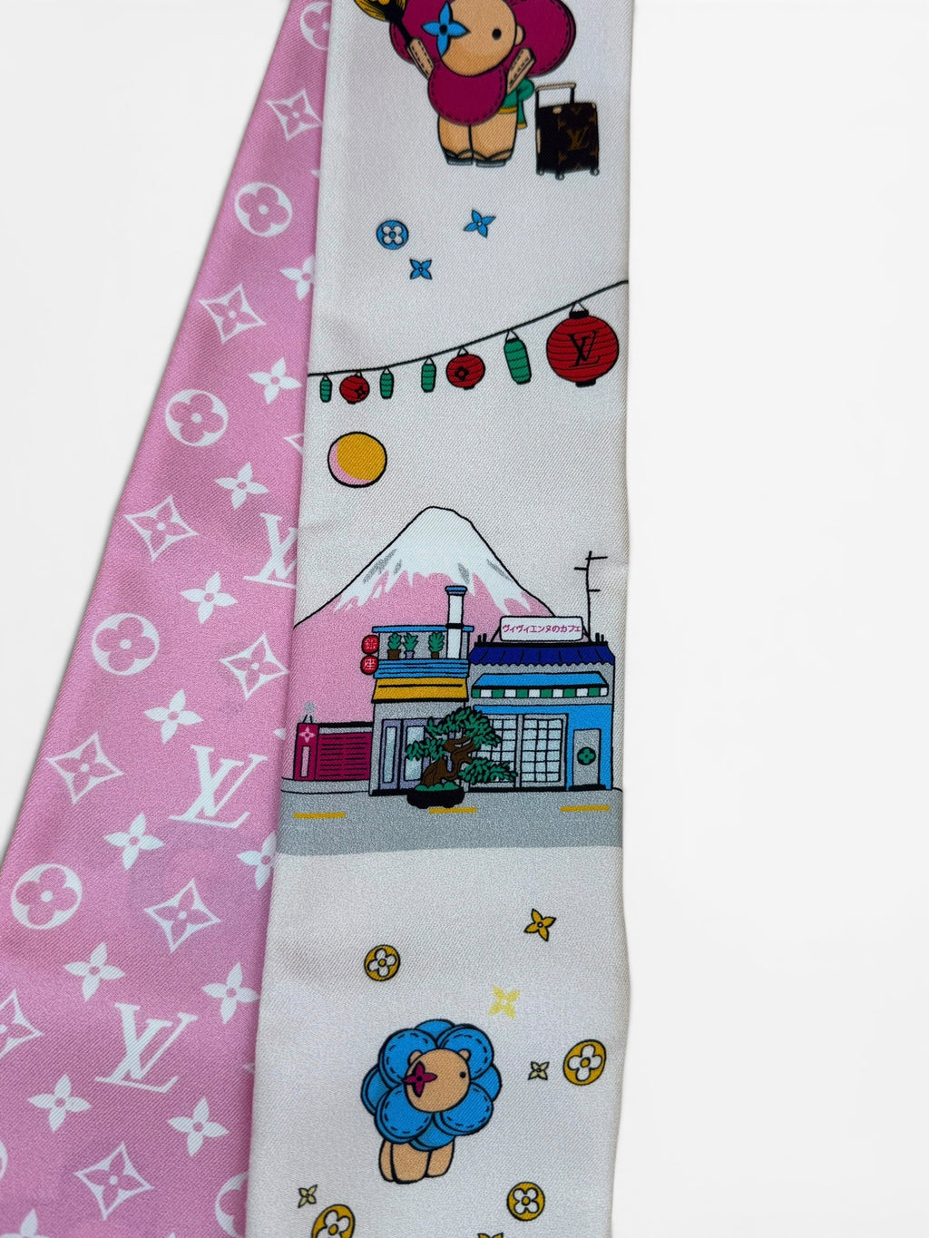 Louis Vuitton Silk Twill - Vivienne in Tokyo (Limited Edition)