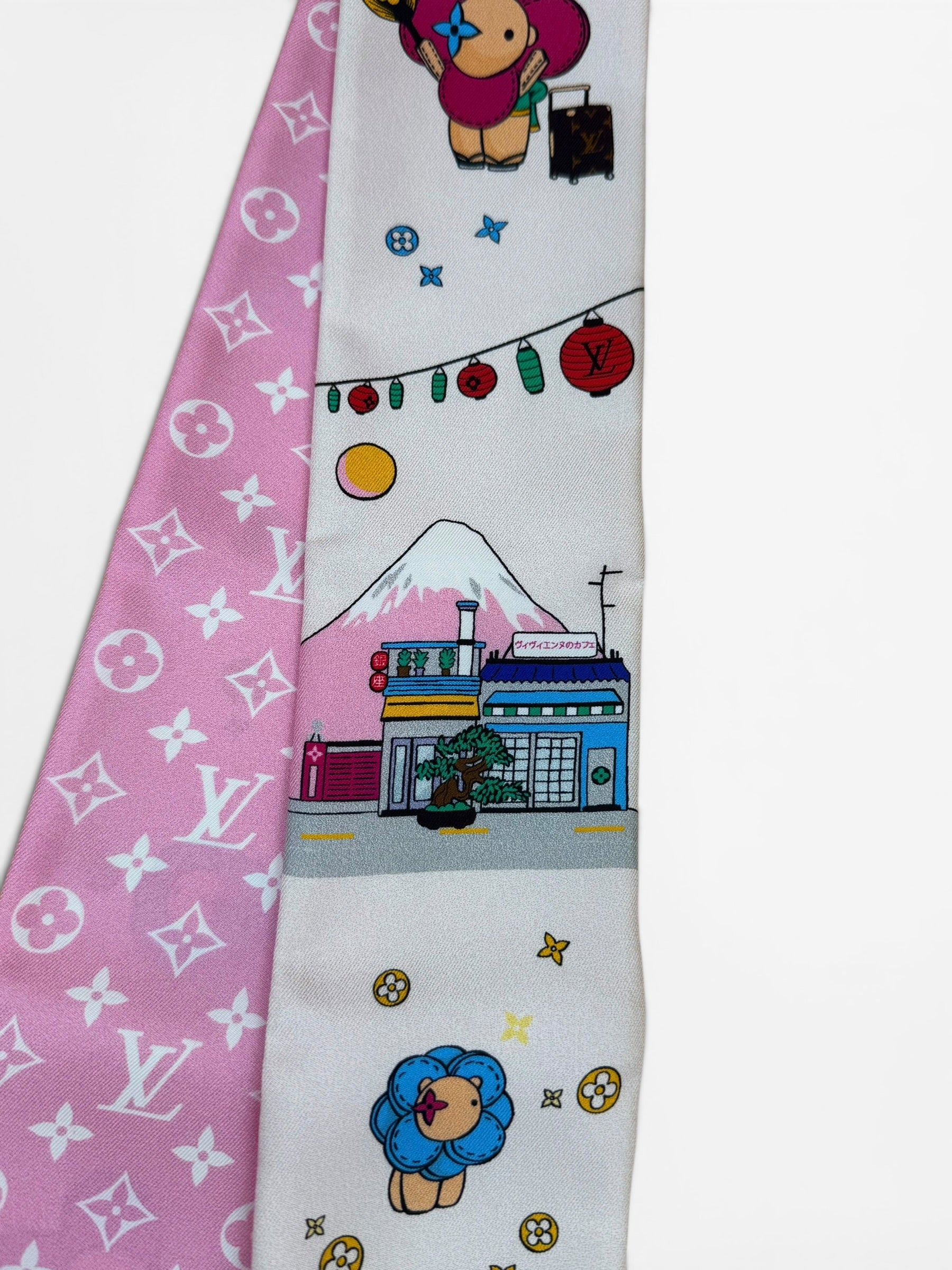 Louis Vuitton Silk Twill - Vivienne in Tokyo (Limited Edition)