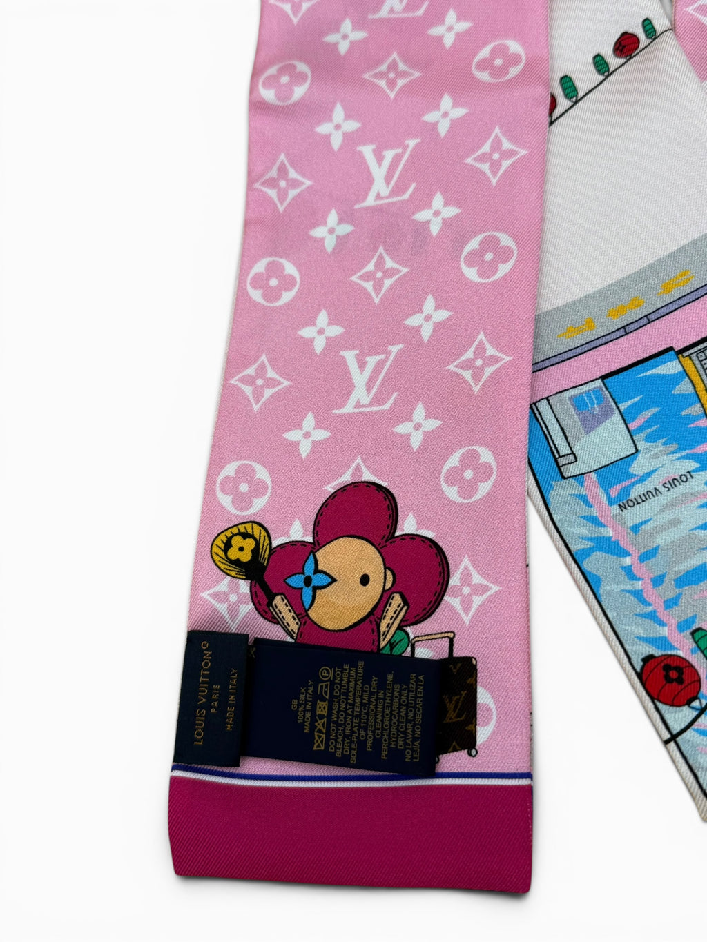 Louis Vuitton Silk Twill - Vivienne in Tokyo (Limited Edition)