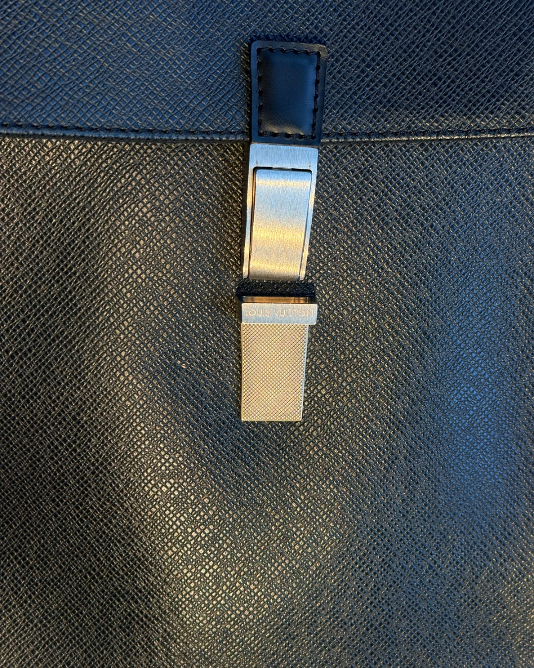Louis Vuitton Saratov PM – Black Taiga Leather Messenger Bag