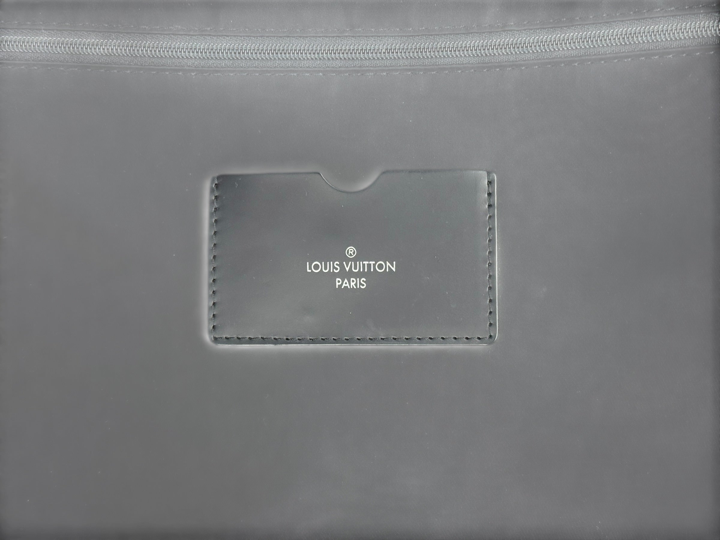 Louis Vuitton Pégase 50 – Damier Graphite Suitcase