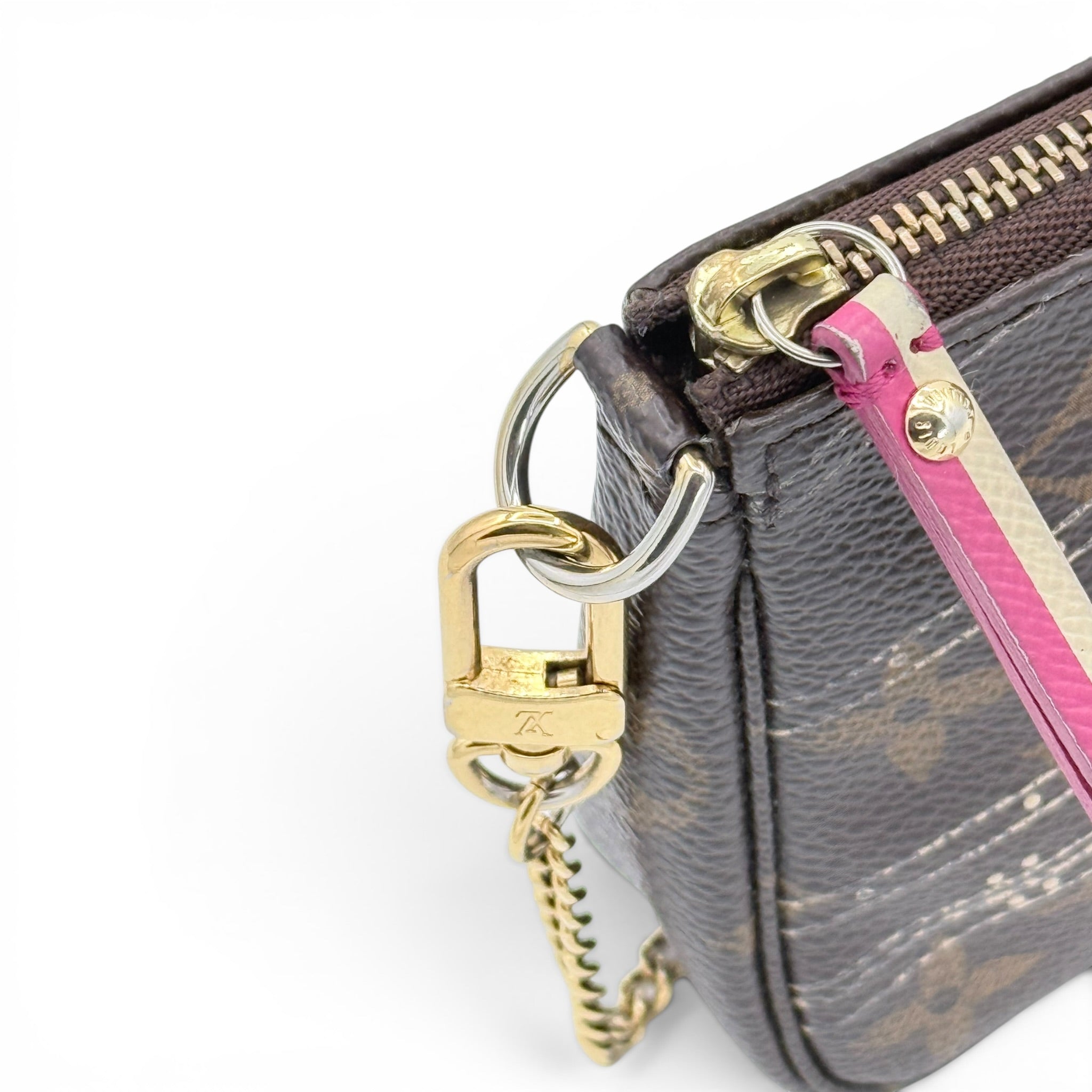 Louis Vuitton Pochette Accessories Mini - 2014 Christmas Edition