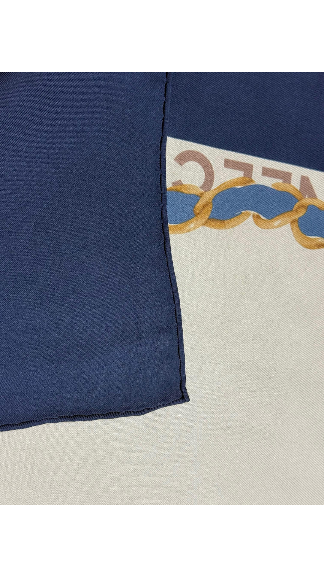 Chanel silk scarf LUXVINTAGE-LISBON
