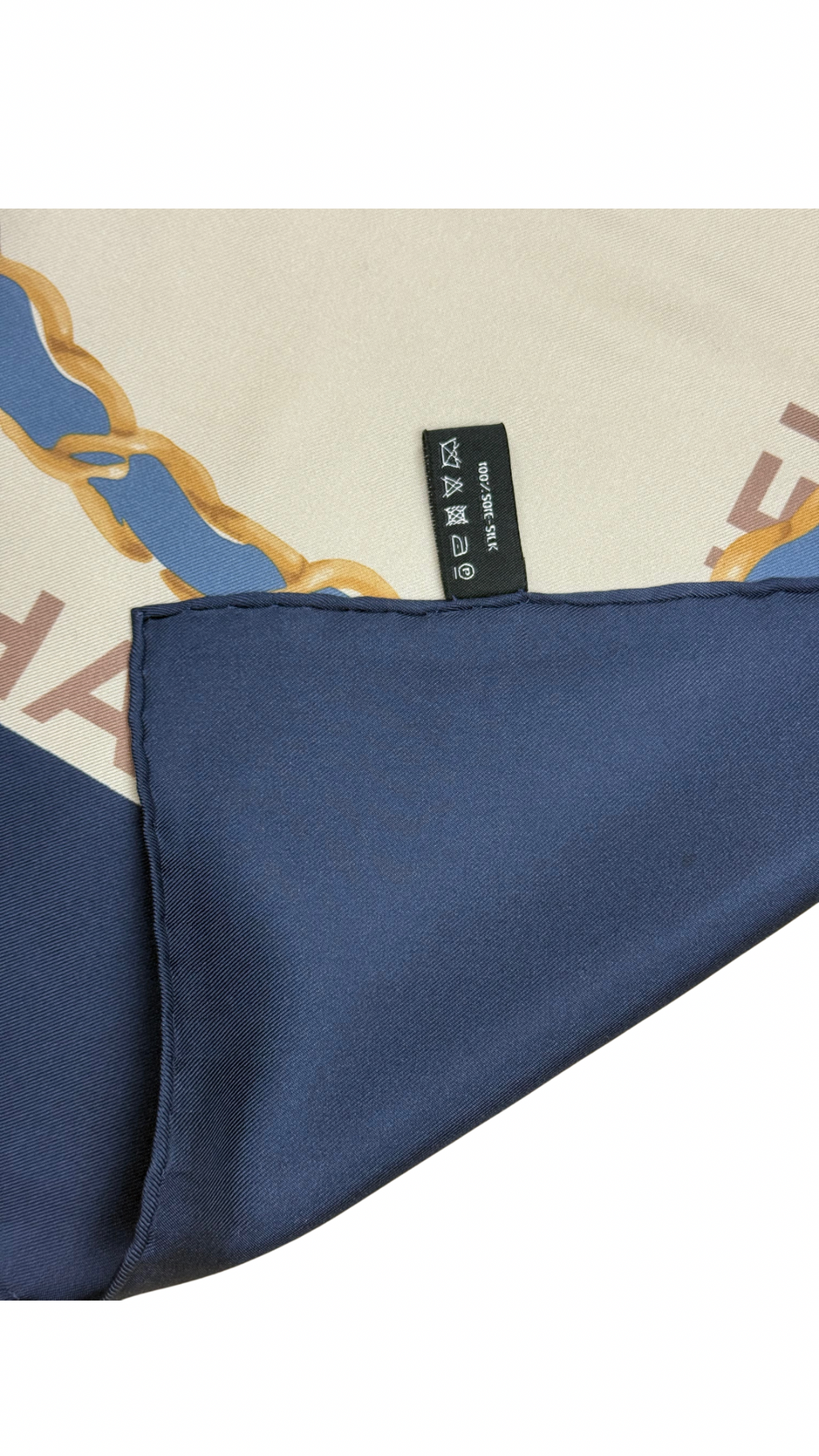 Chanel silk scarf LUXVINTAGE-LISBON