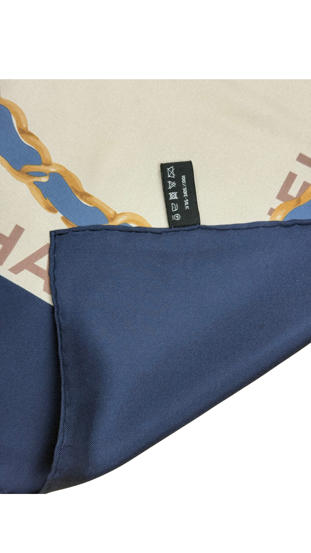 Chanel silk scarf LUXVINTAGE-LISBON