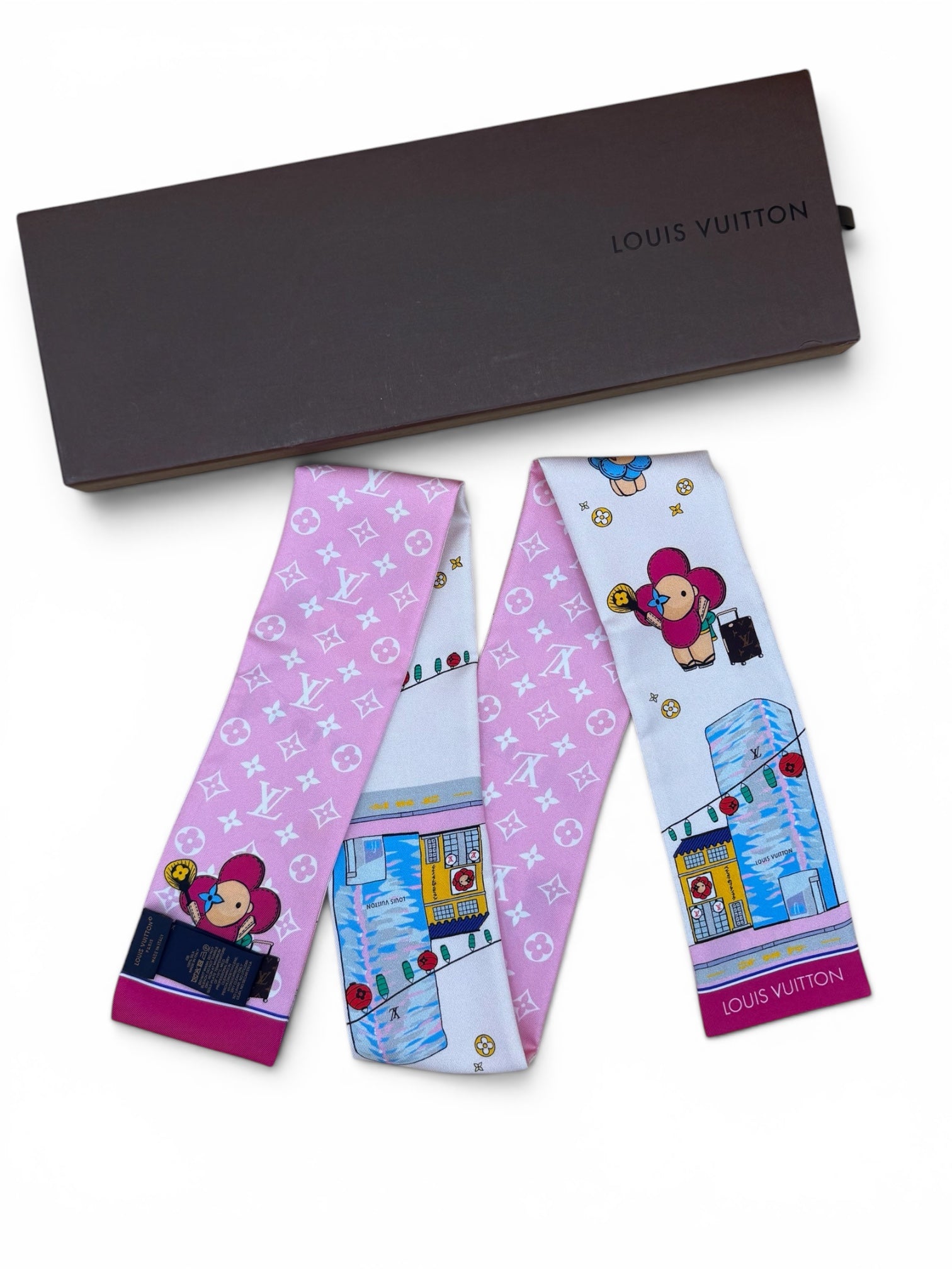 Louis Vuitton Silk Twill - Vivienne in Tokyo (Limited Edition)