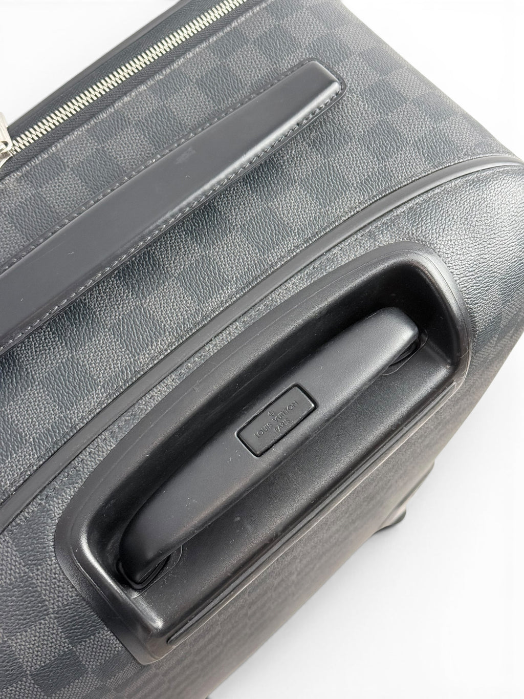 Louis Vuitton Pégase 50 – Damier Graphite Suitcase
