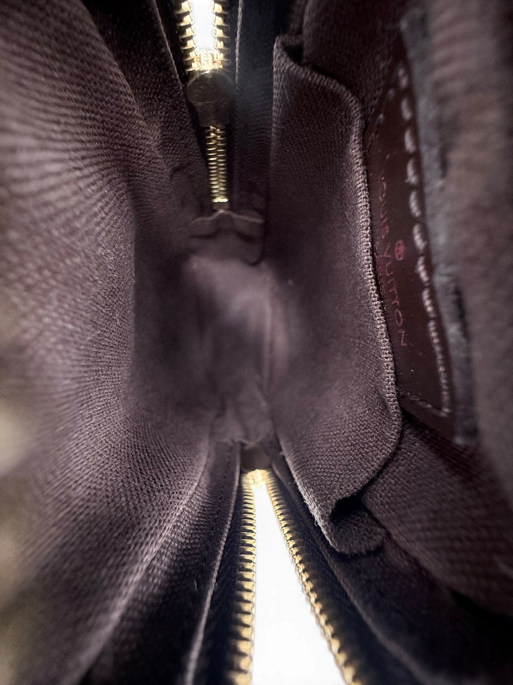 Louis Vuitton Okapi PM – Damier