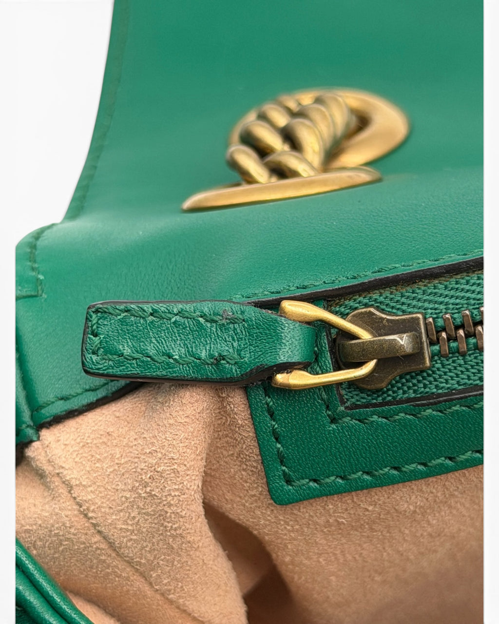 Gucci GG Marmont Matelassé Flap Bag – Green LUXVINTAGELISBON